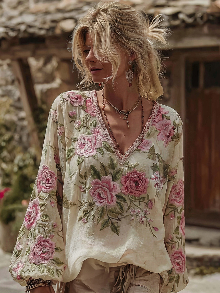 Women's Roses Print V-neck Blend T-shirt