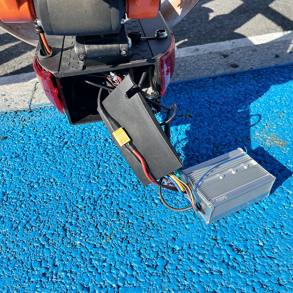 Alarma antirrobo oculta universal para scooter y bici