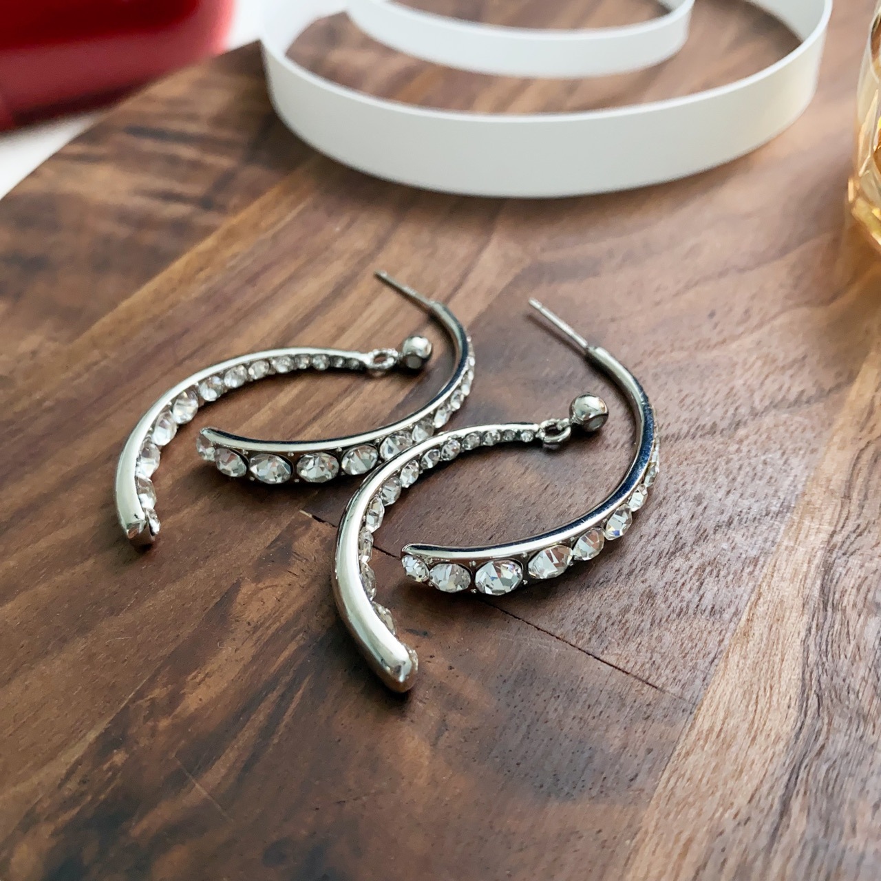 Glint Double Claw Hoops