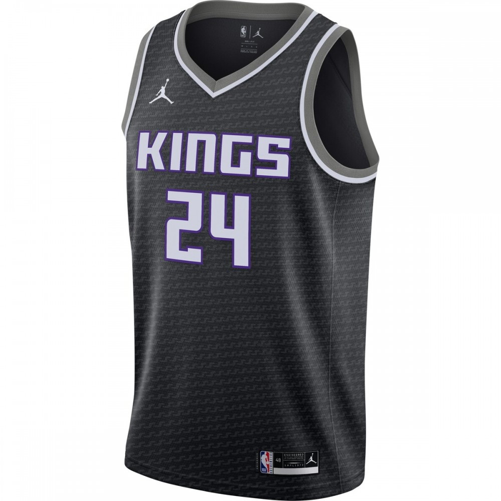 Buddy Hield Sacramento Kings 2020/21 Swingman Jersey Statement Edition Black - second front view