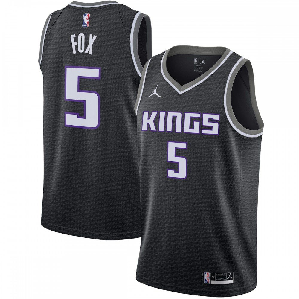 De'Aaron Fox Sacramento Kings 2020/21 Swingman Jersey Statement Edition Black - front view
