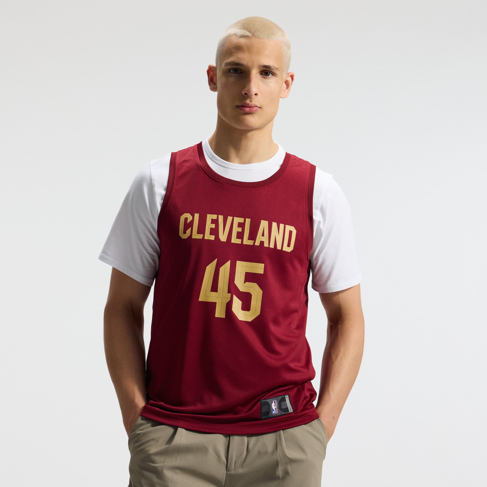 Donovan Mitchell Cleveland Cavaliers Fast Break Fan Version Jersey Icon Edition Wine - front view