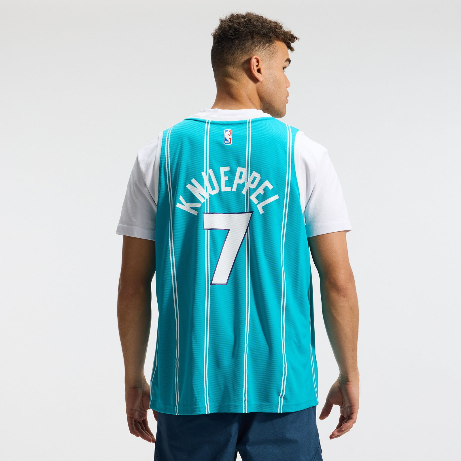 Kon Knueppel Charlotte Hornets 2025 NBA Draft First Round Pick Fast Break Fan Version - back view