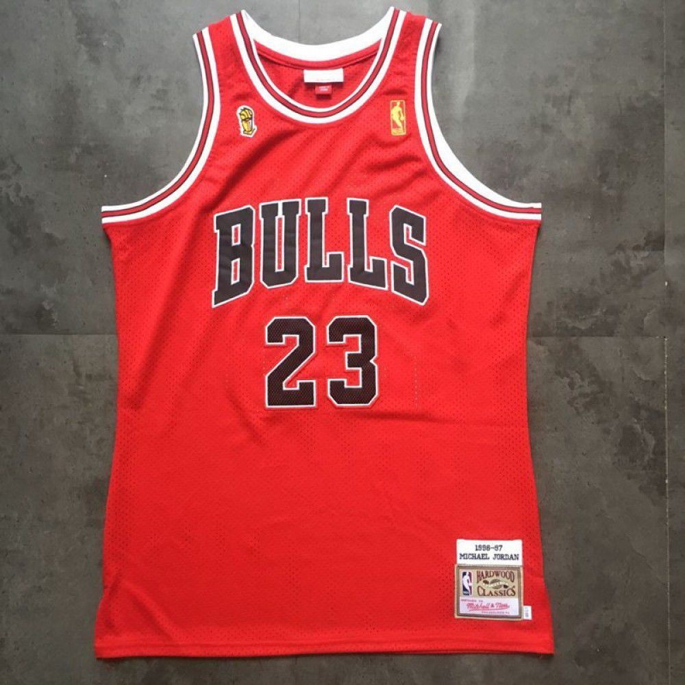 Men's Chicago Bulls Michael Jordan #23 Throwback Red 1996-97 Hardwood Classics - second front view