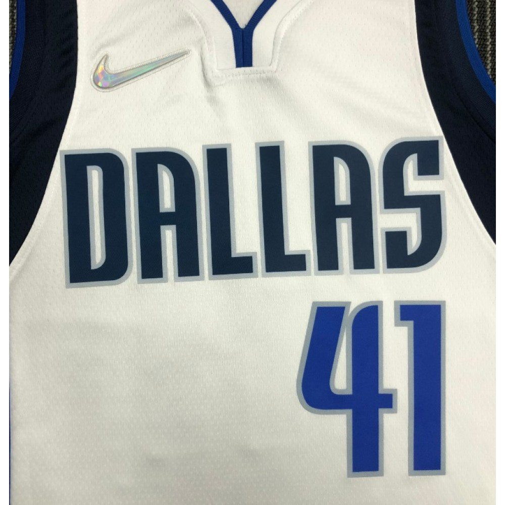 Men's Dallas Mavericks Dirk Nowitzki #41 White 2021/22 Swingman NBA Jersey Icon Edition - back view
