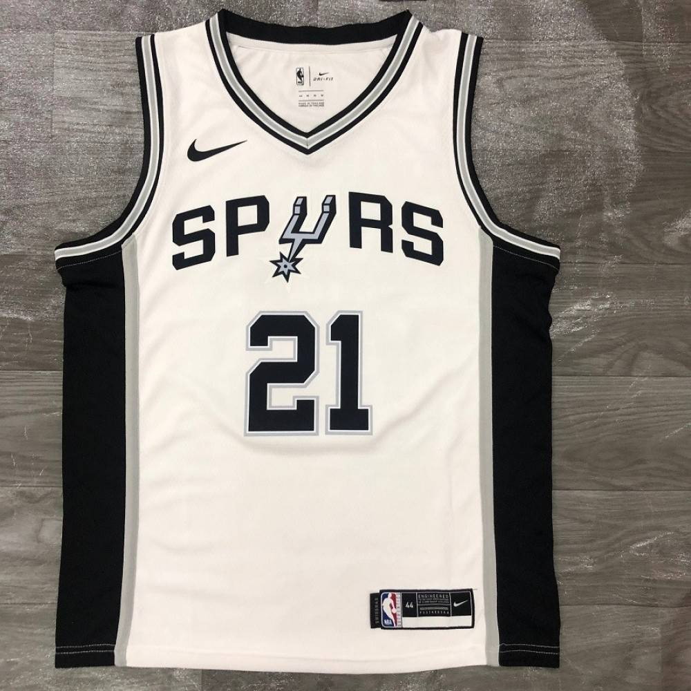 Men's San Antonio Spurs Tim Duncan #21 White 2020/21 Swingman Jersey - second front view