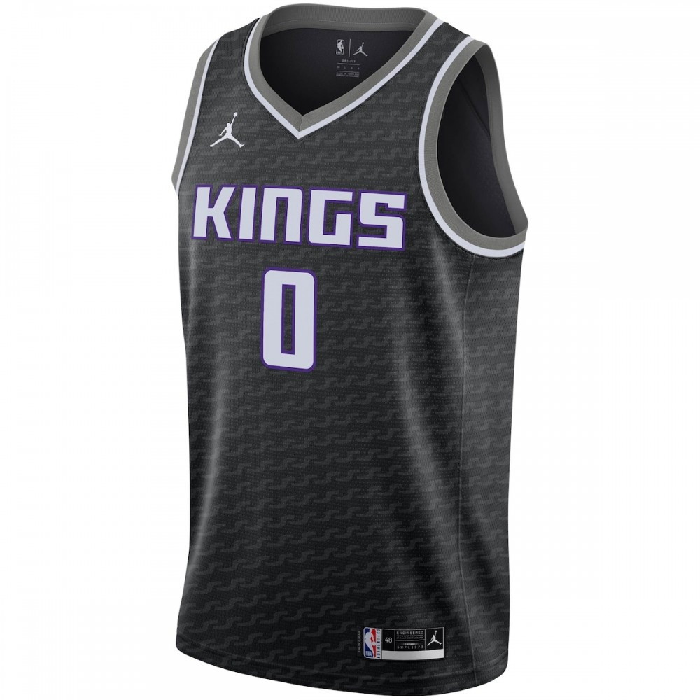 Tyrese Haliburton Sacramento Kings 2020/21 Swingman Jersey Statement Edition - second front view