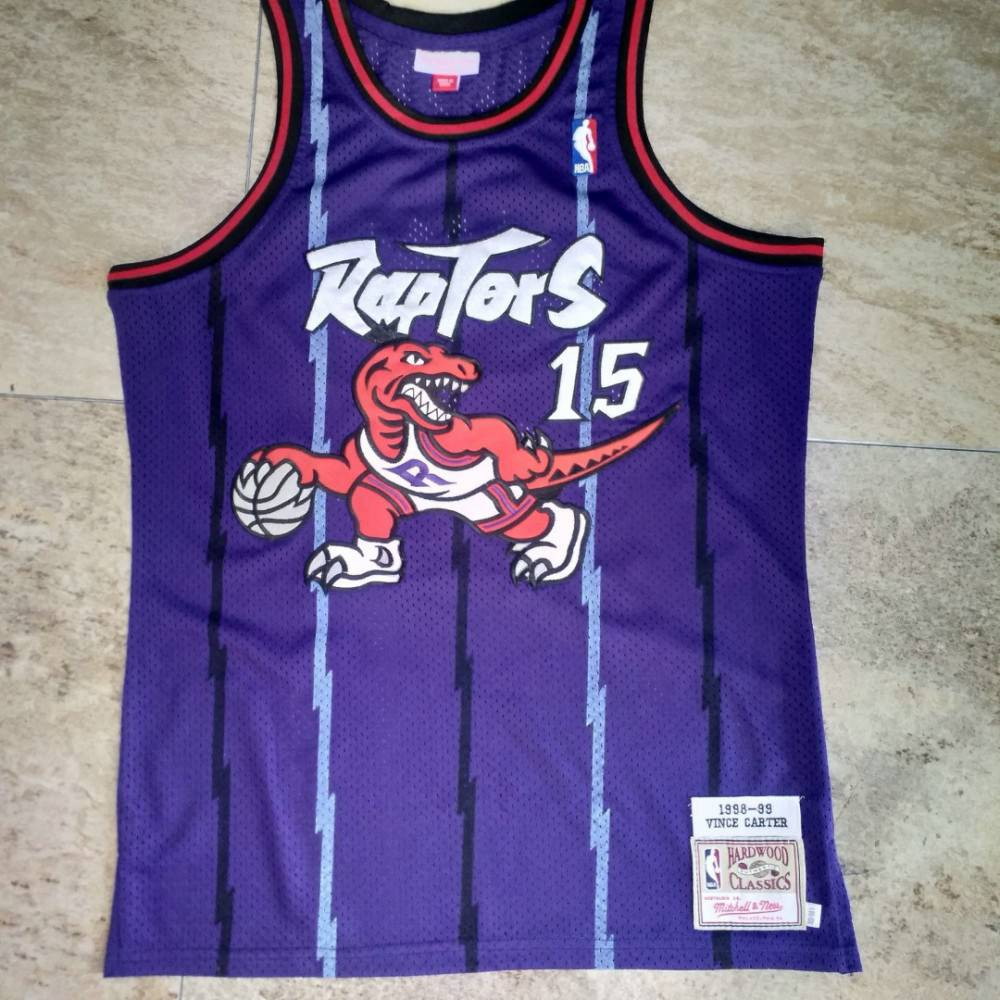 Vince Carter Toronto Raptors Throwback 1998-99 Hardwood Classics Jersey Purple - second front view