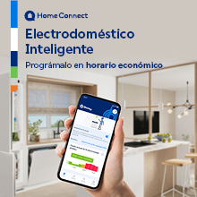 El texto dice «Home Connect», «Electrodoméstico Inteligente», «Programado en horario económico». El smartphone muestra la interfaz de la aplicación en una cocina moderna con un control inteligente de los electrodomésticos visible en la pantalla.