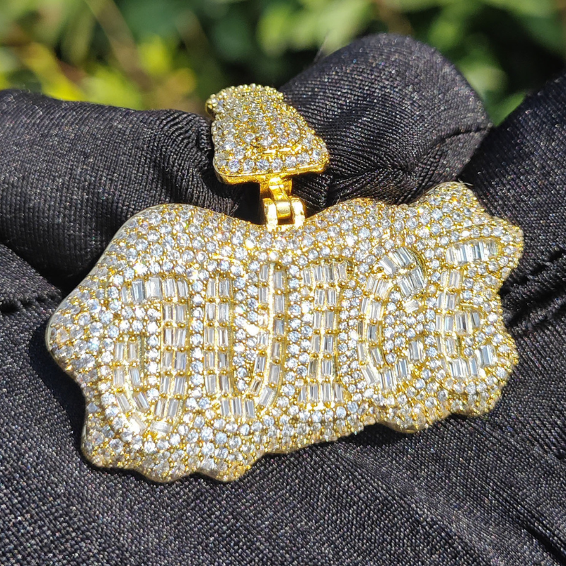 gold JUICE letter pendant front view premium hip hop jewelry style