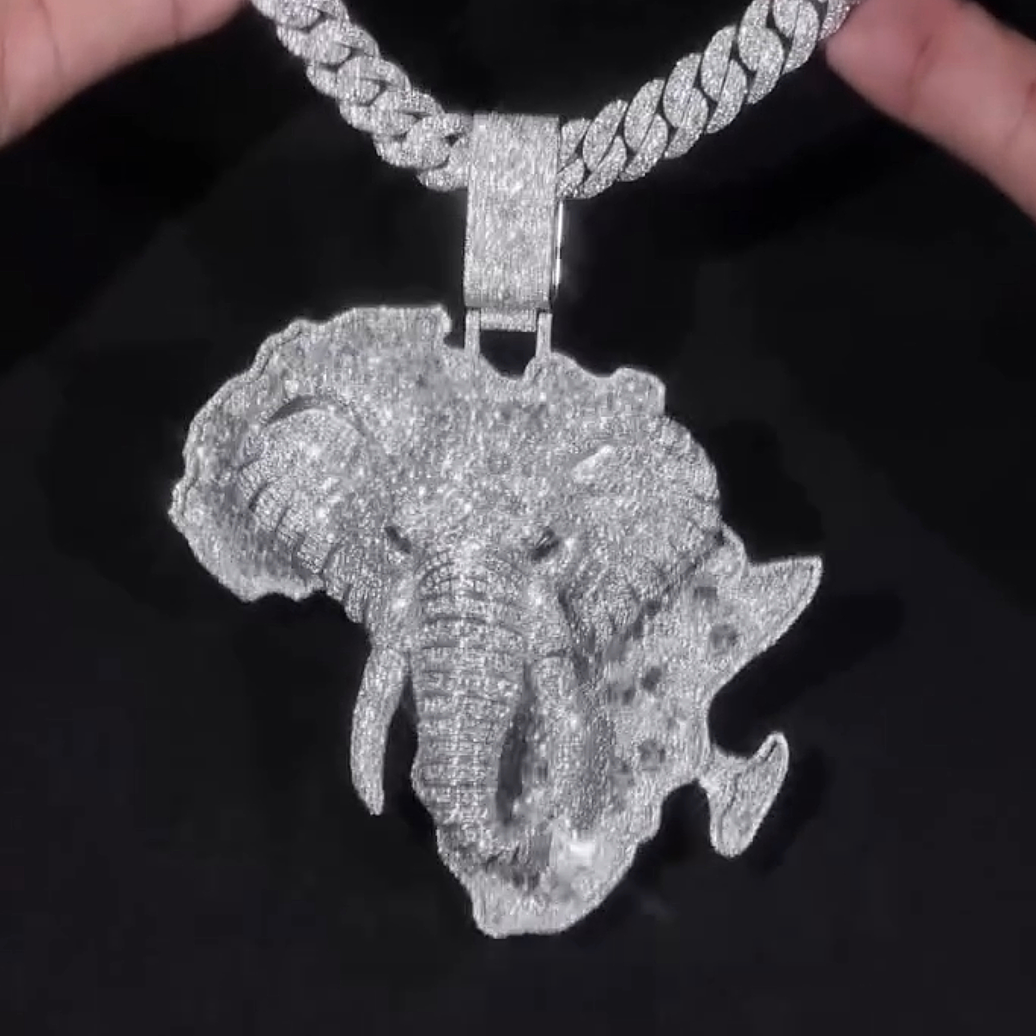 Moissanite Elephant Head Africa Pendant