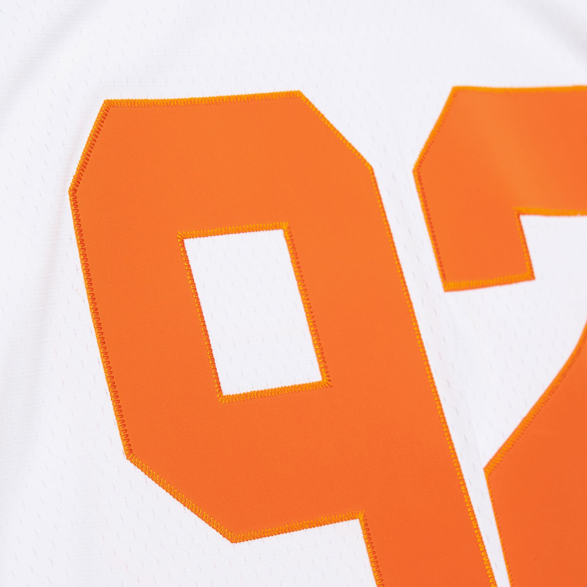 Reggie White Tennessee Volunteers 1983 Jersey White - detail view 2