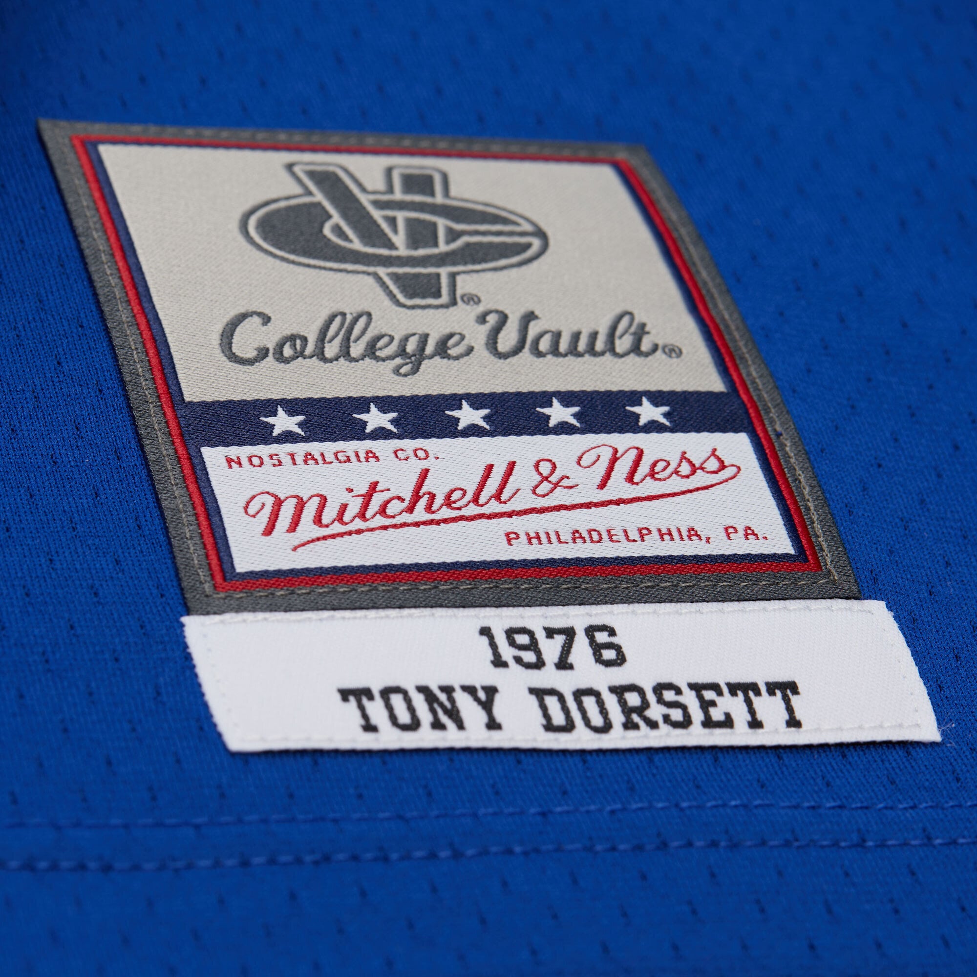 Tony Dorsett Pitt Panthers 1976 Jersey Royal - detail view 2