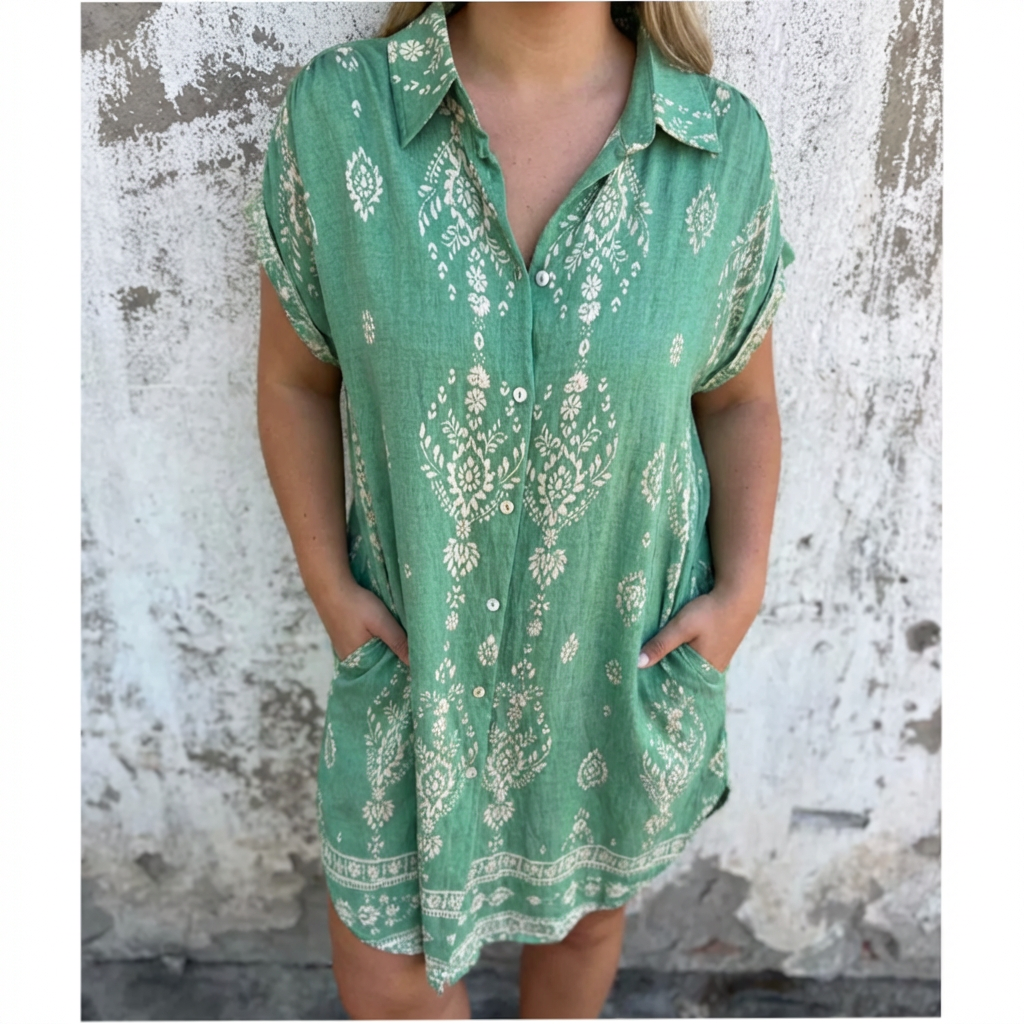 Mira - Vintage Boho Dress - Plus size model