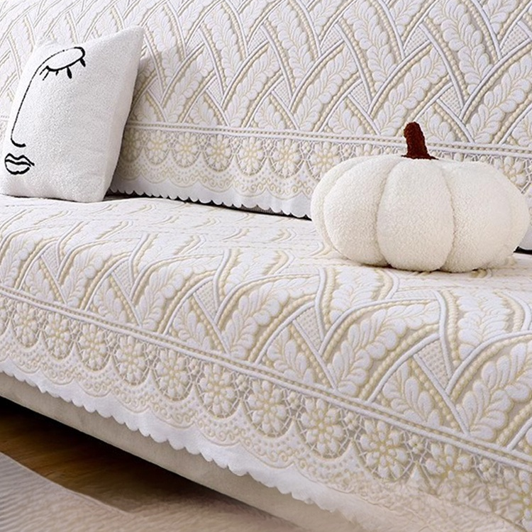 Cuttable, versatile wheat-ear pattern lace cover cloth
