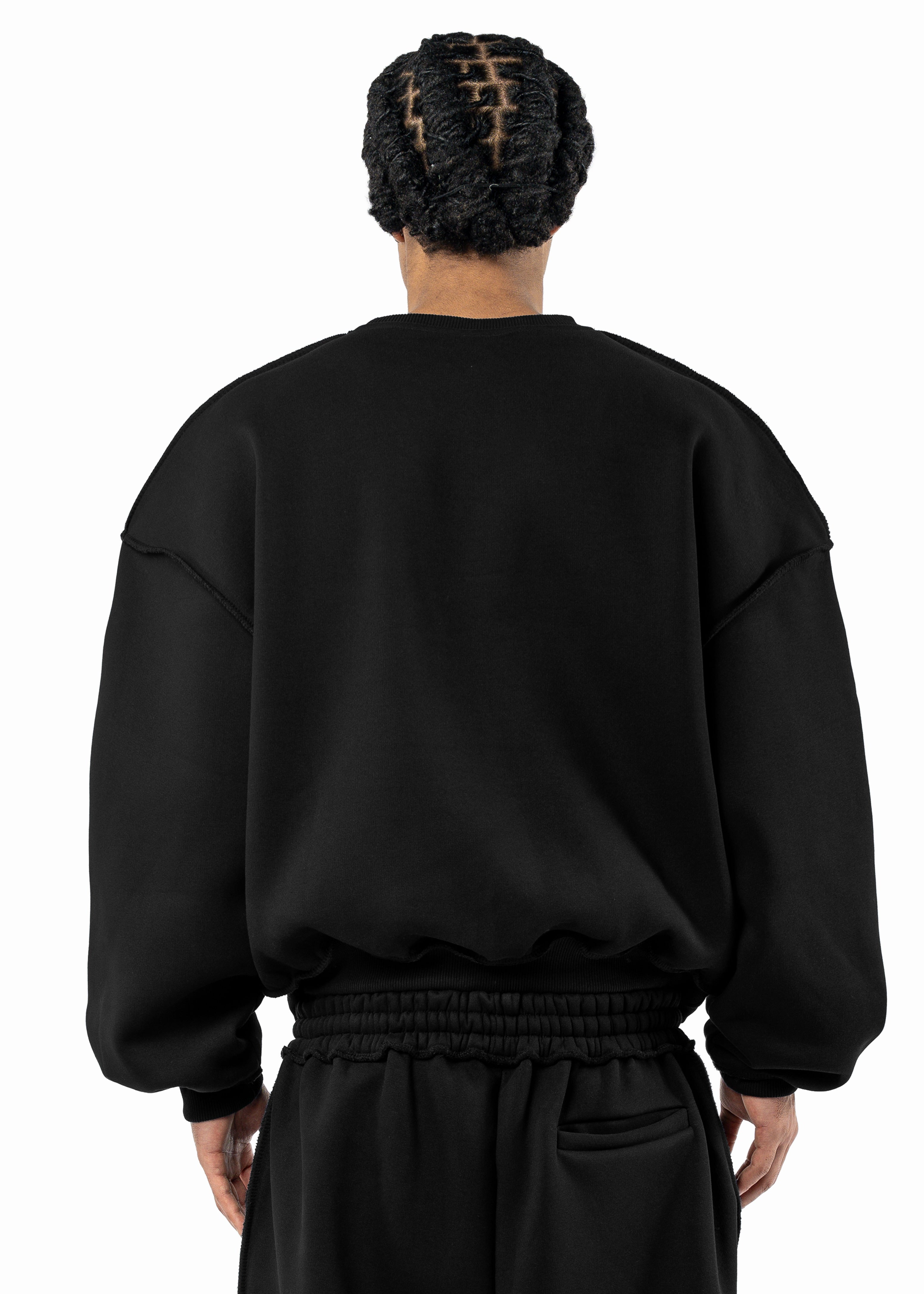 COZY BLACK SWEATER