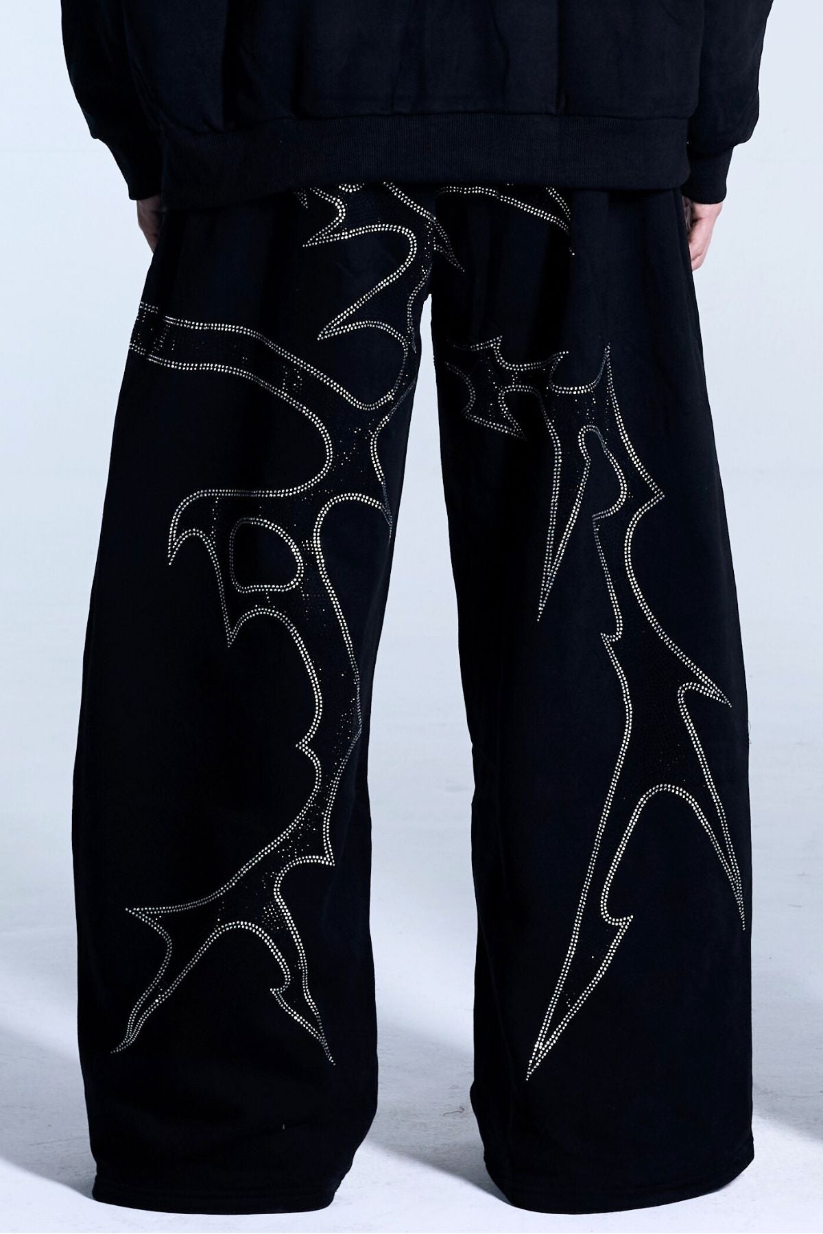 THORNS SWEATPANT BLACK