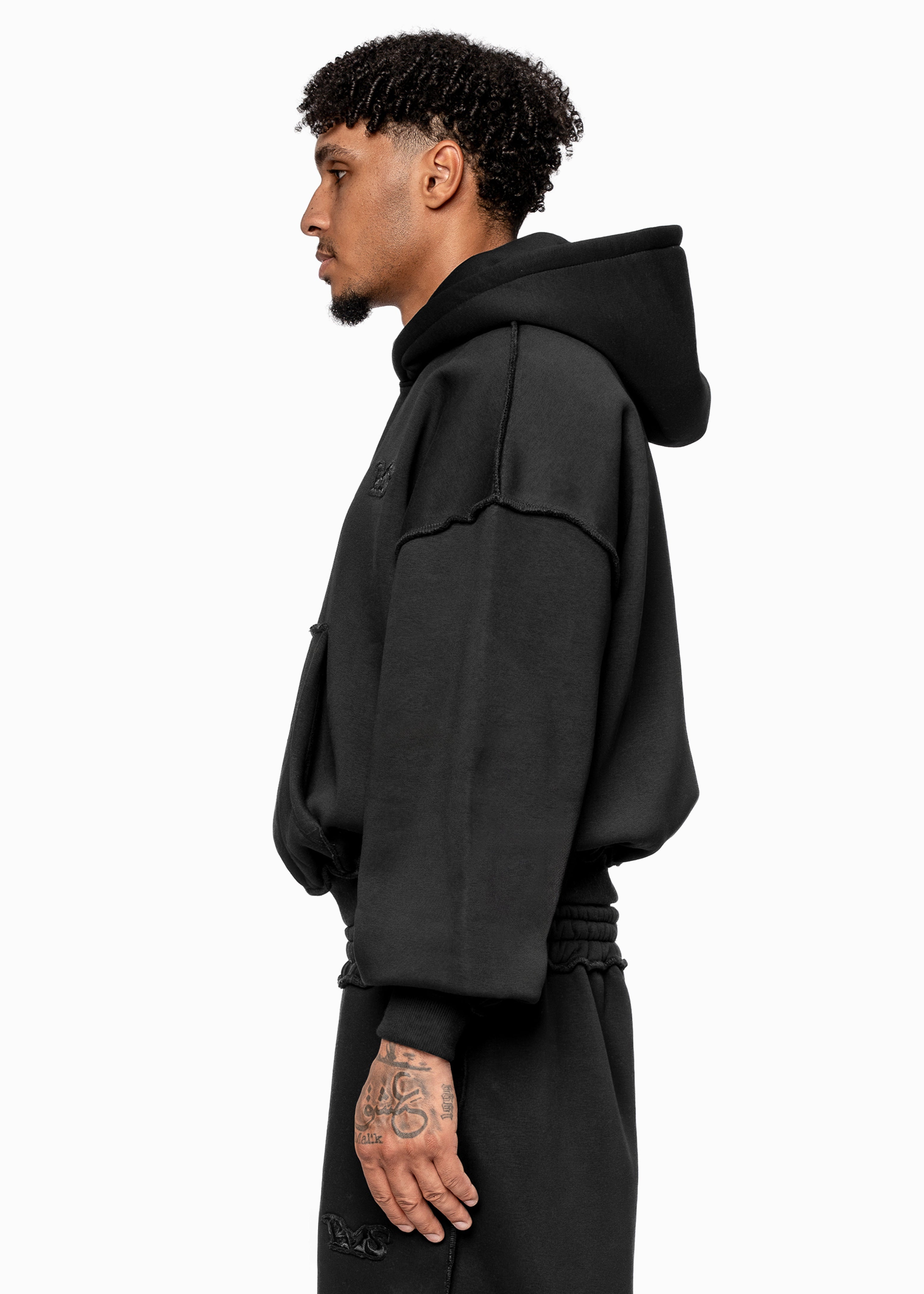 PATCH BLACK HOODIE