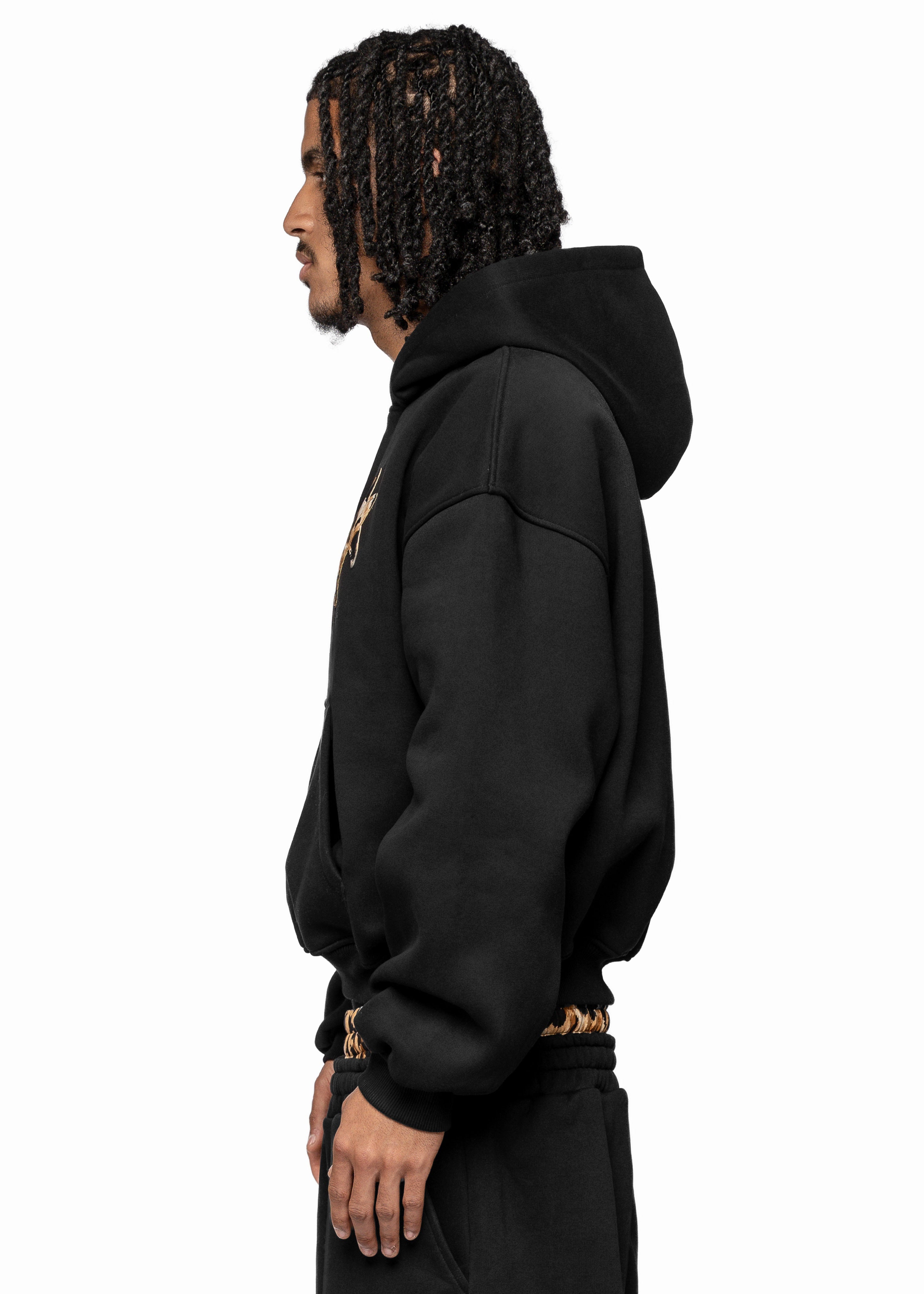 LEO BLACK HOODIE