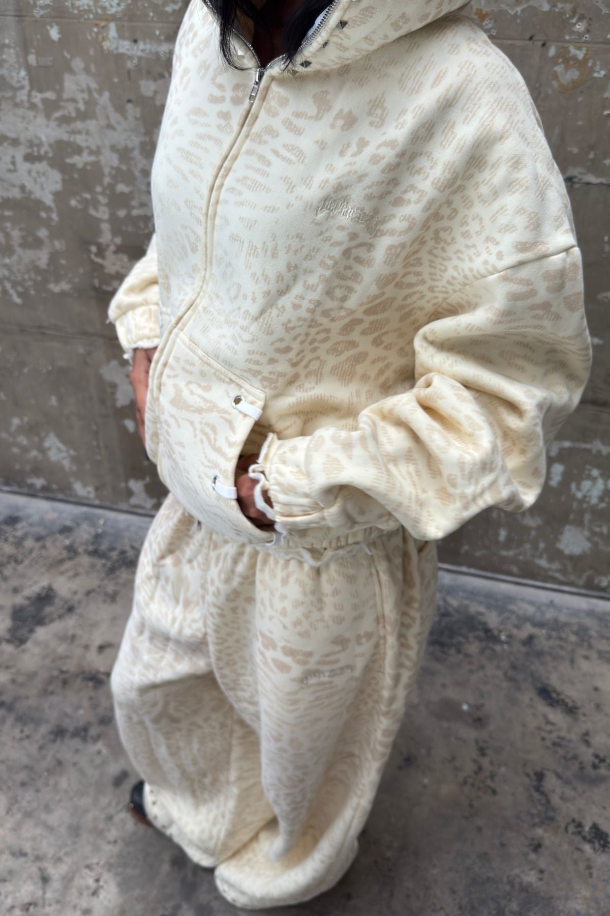 Leopard Sweatpants (Cream)