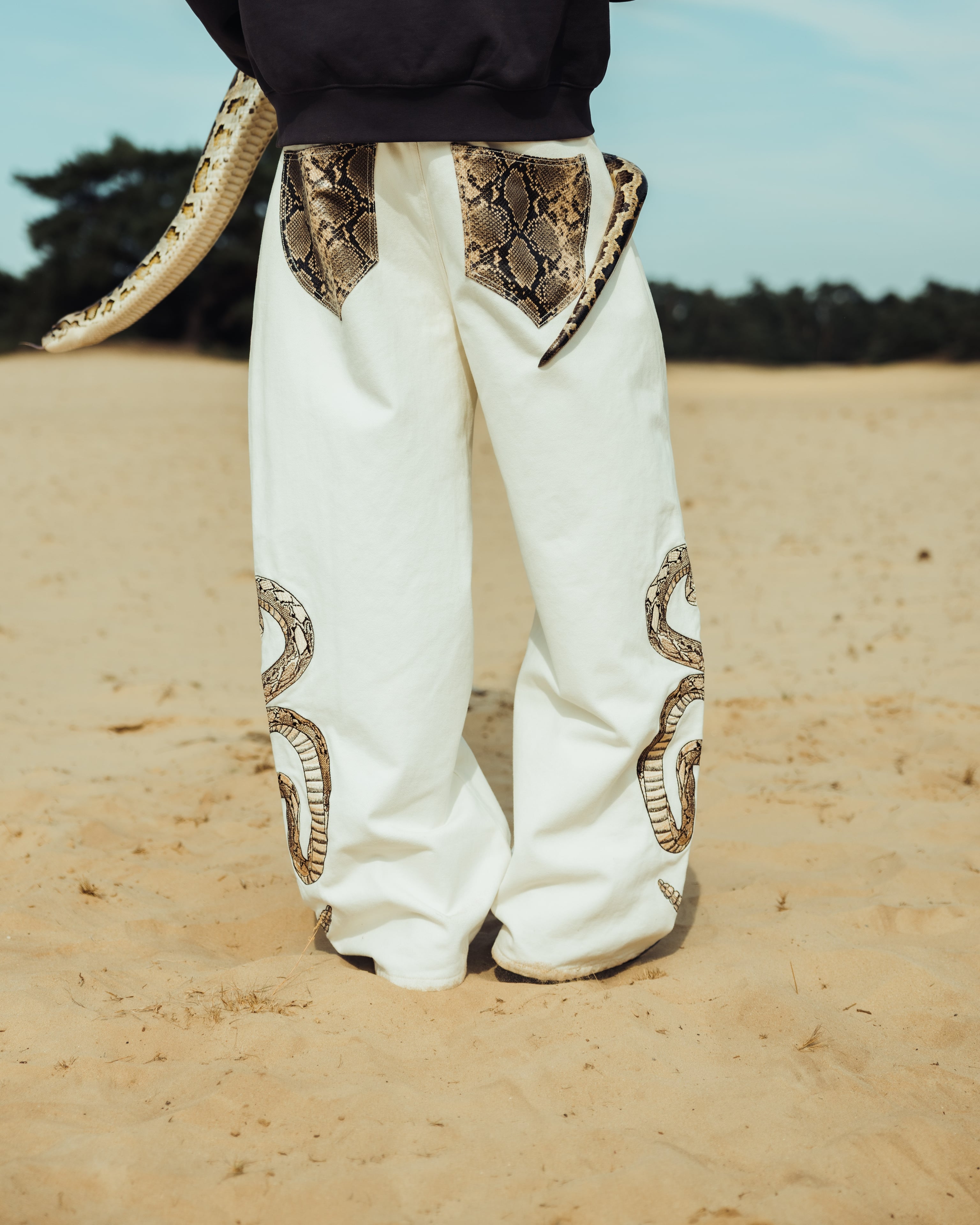 SNAKE" JEANS