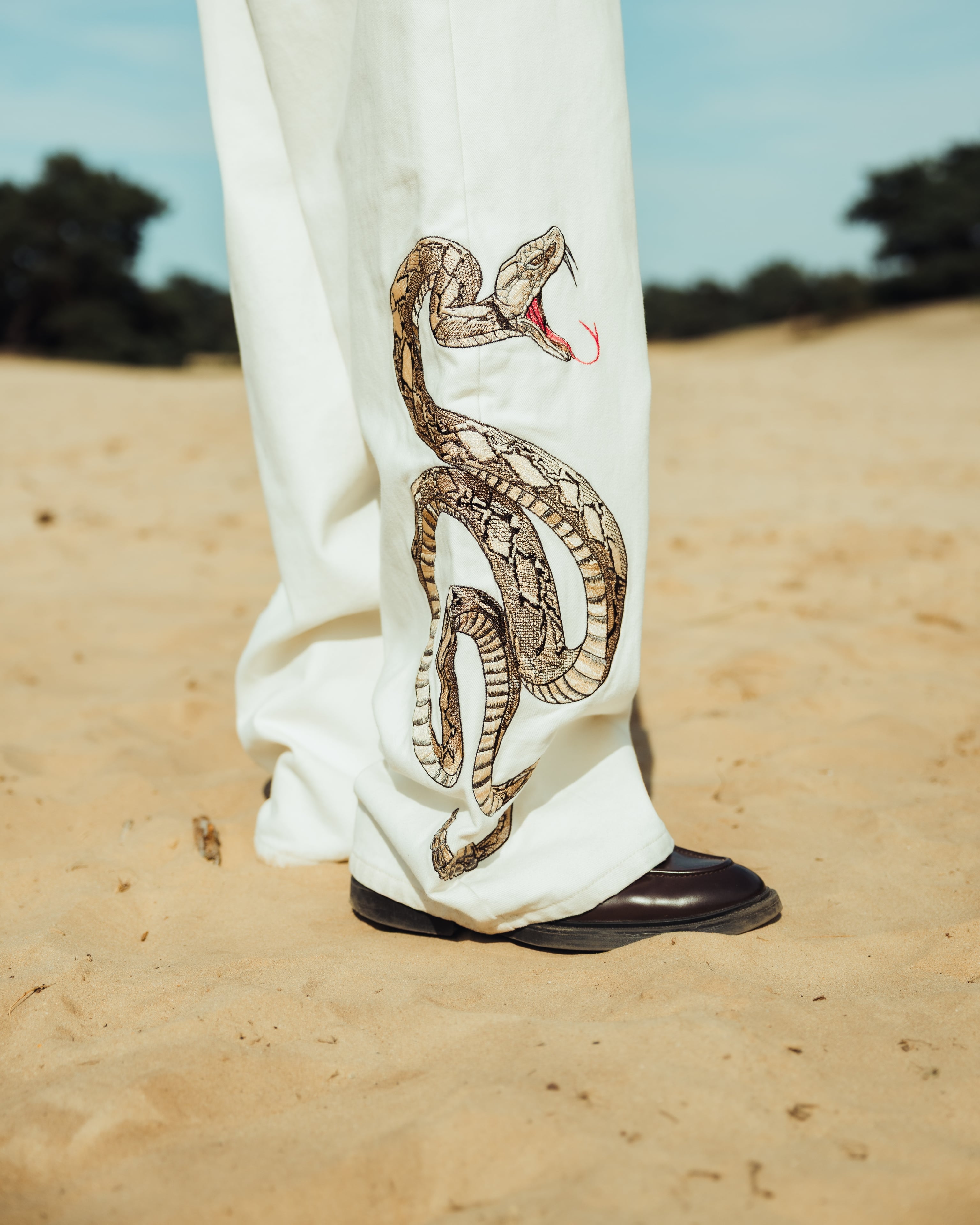 SNAKE" JEANS