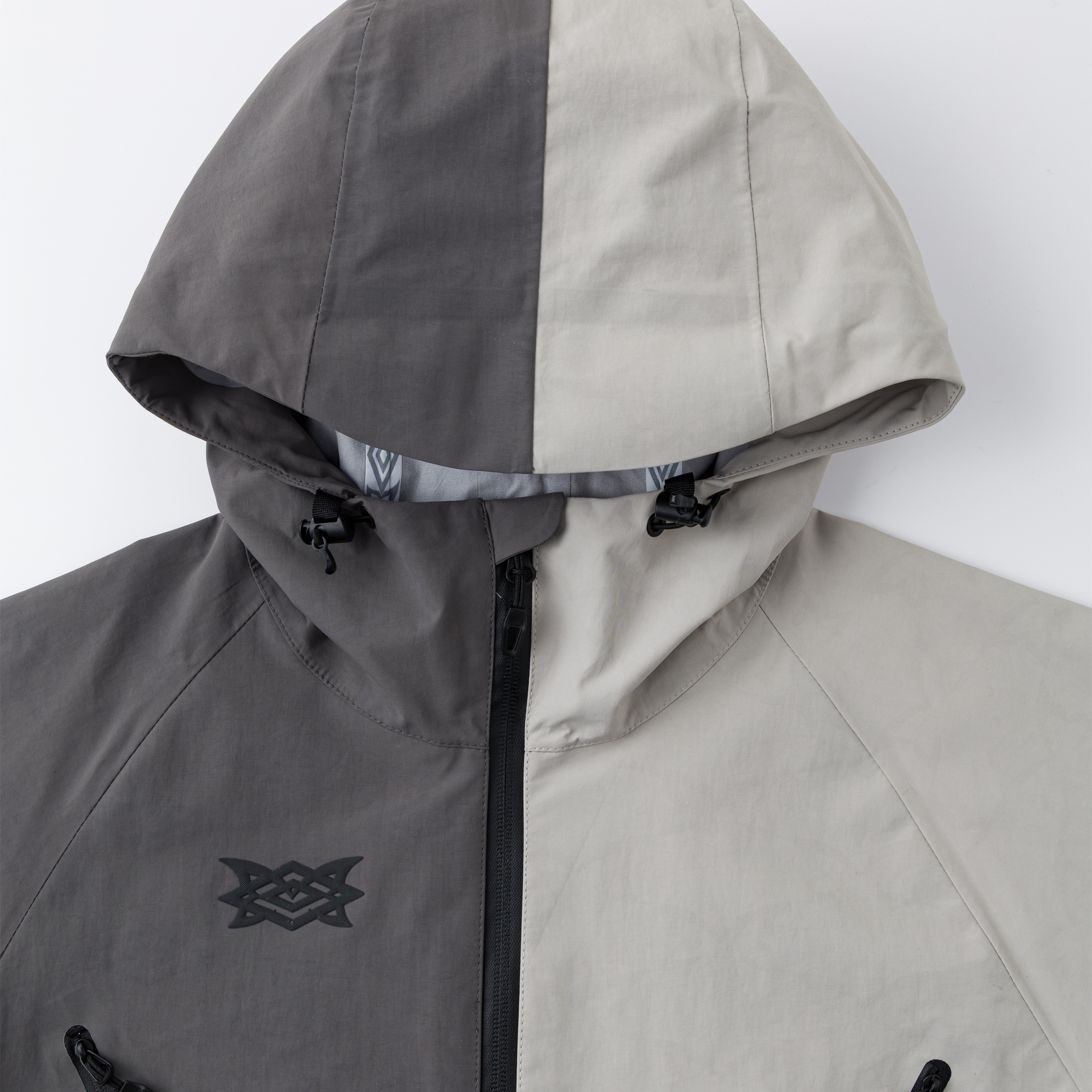 x Umbro Water Reactive Jacket (Grey/Grey)