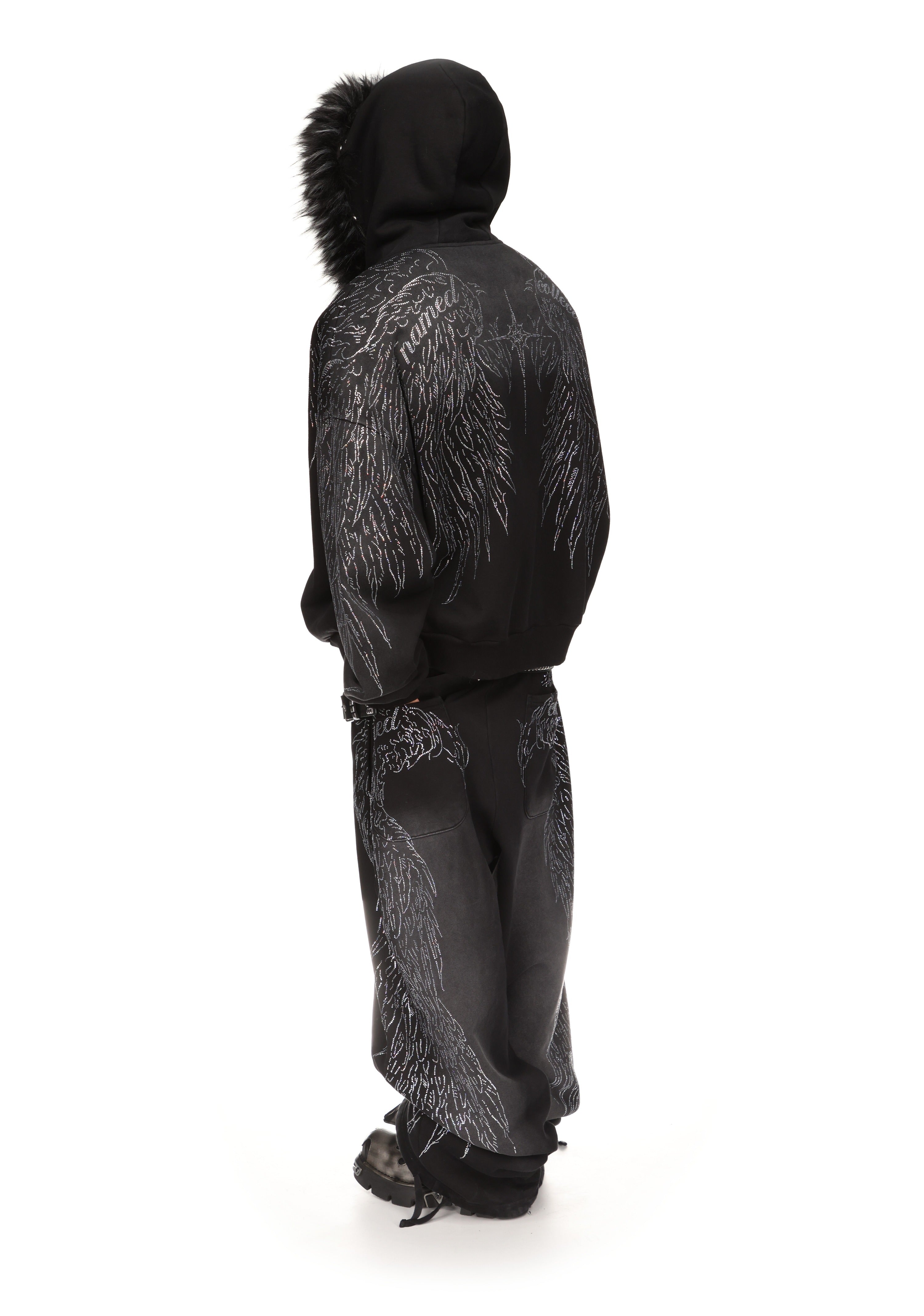 FALLEN RHINESTONE OVERSIZED SWEATPANTS WASHED BLACK