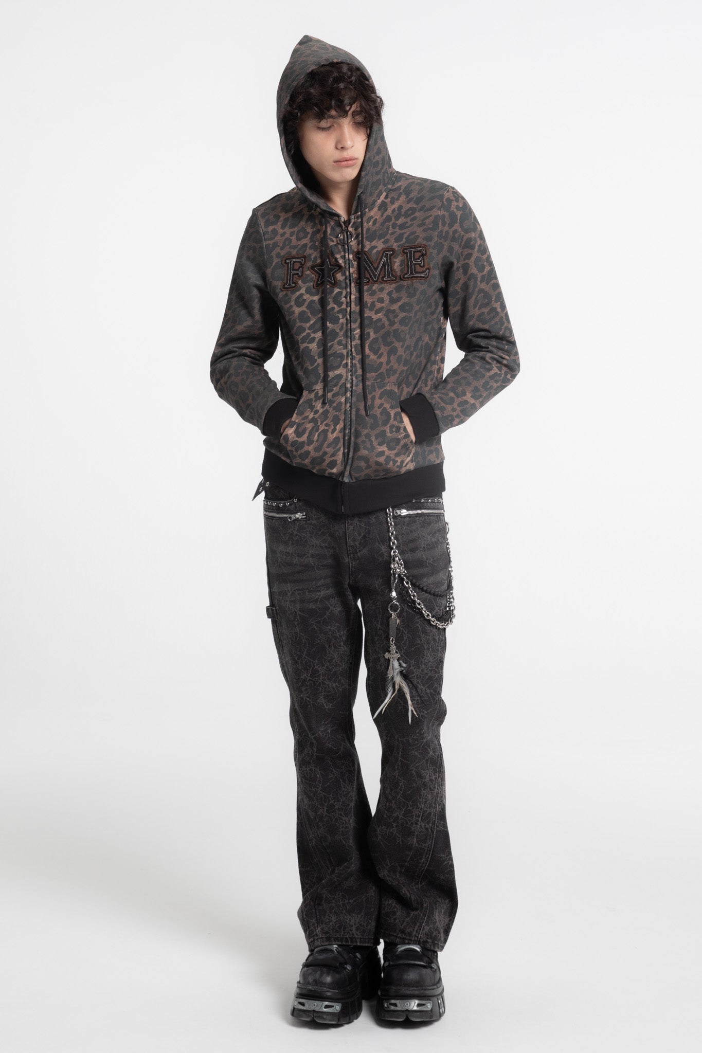FAME Slim Zip Hoodie
