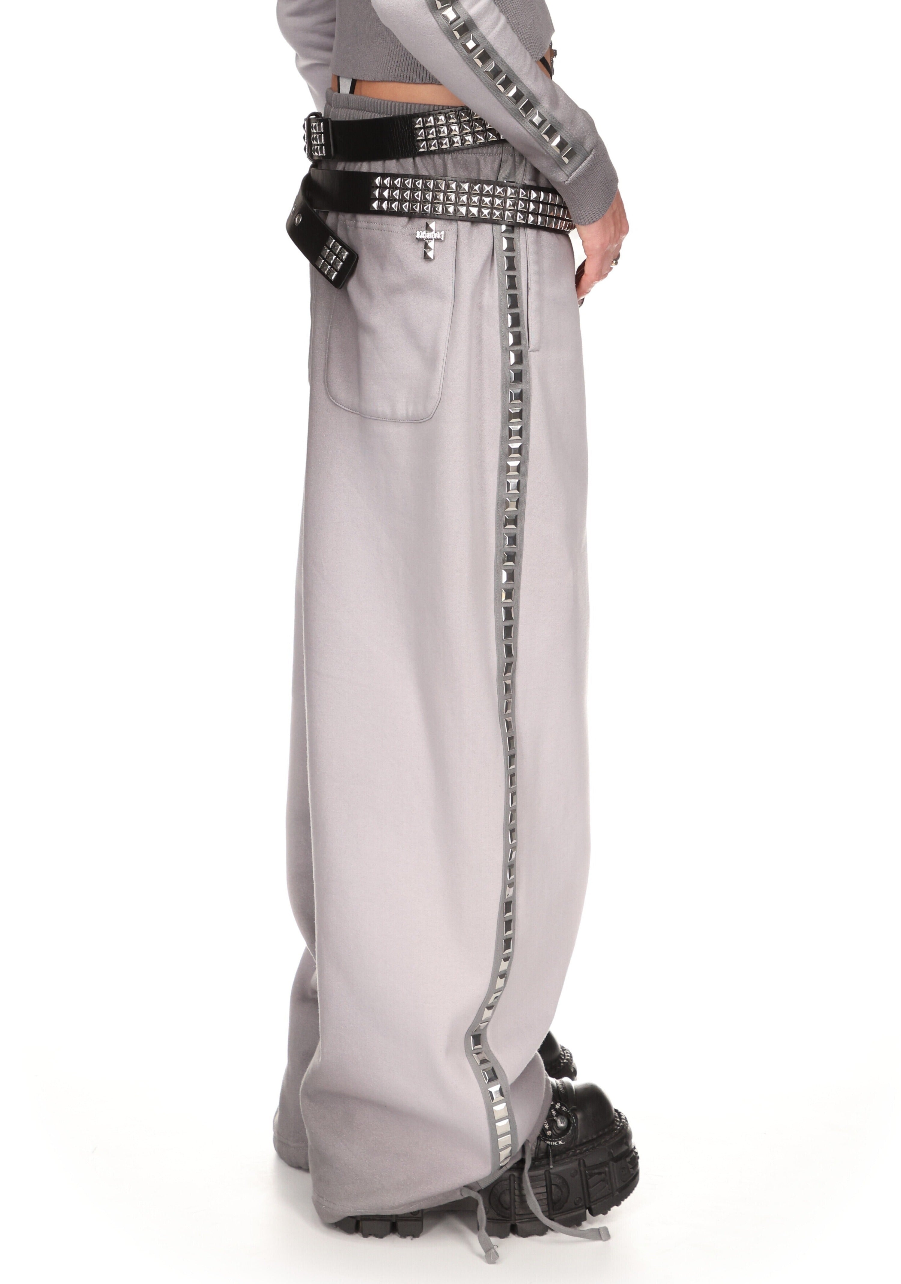 RUMOUR STUDDED OVERSIZED SWEATPANTS GRADIENT GREY