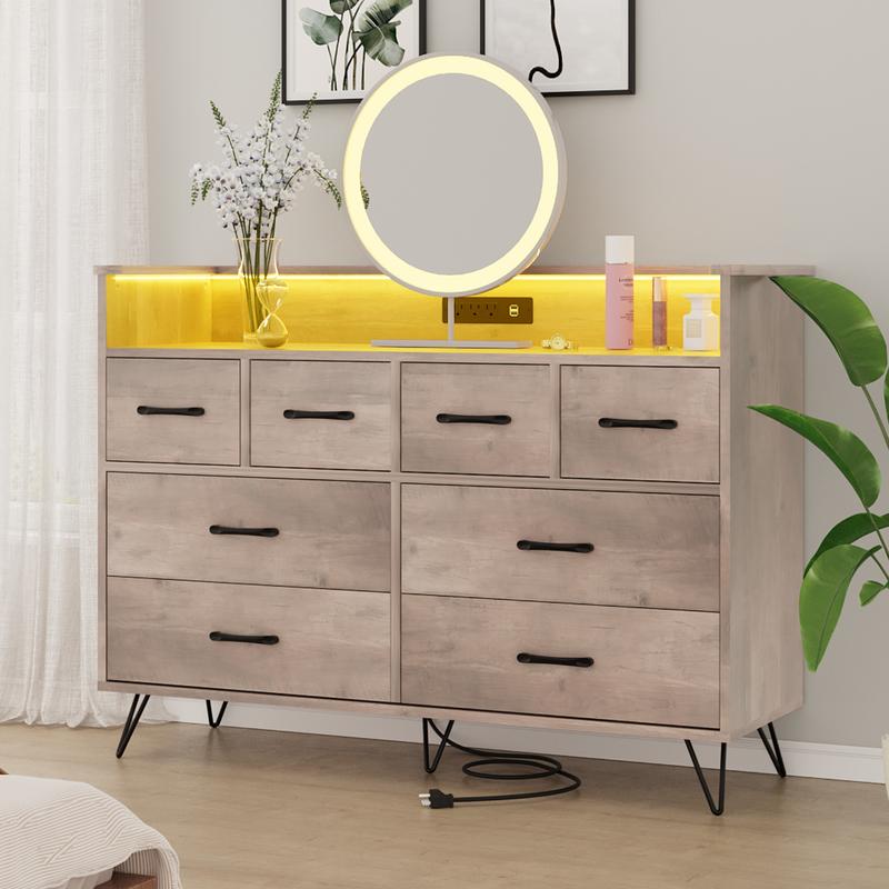 Amplio almacenaje y carga eficiente - Mueble recibidor con 8 cajones grandes y estación de carga - Luz LED RGB con control remoto - Madera resistente para dormitorio, salón o entrada - Color negro