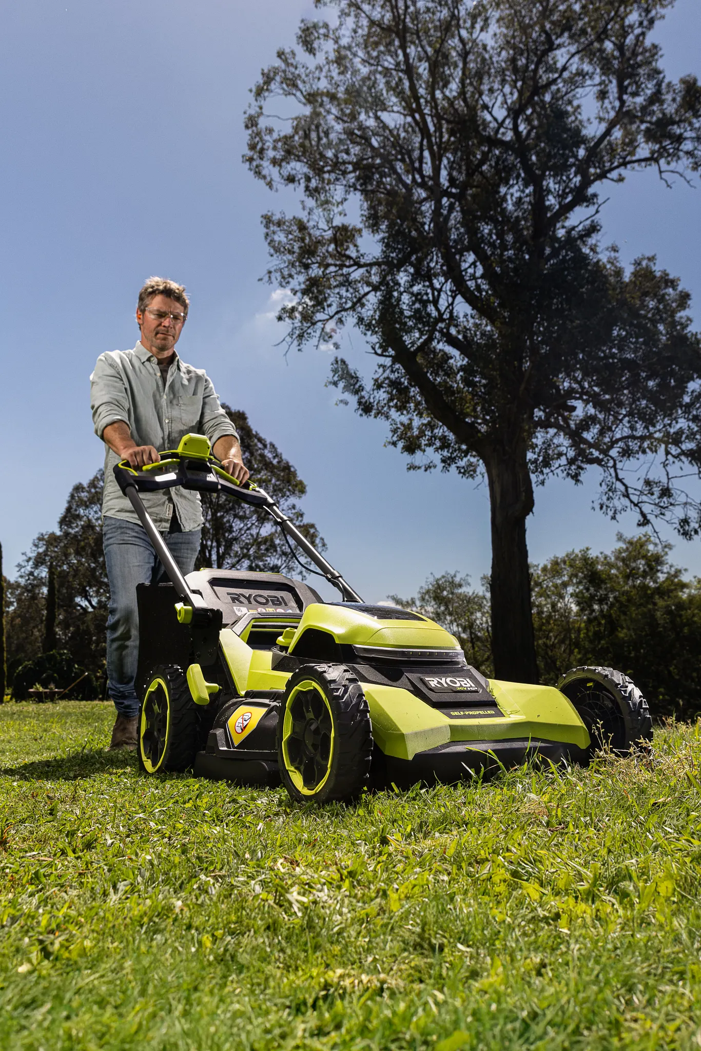 36V HP™ Brushless 53cm Self-Propelled Lawn Mower 8Ah Kit