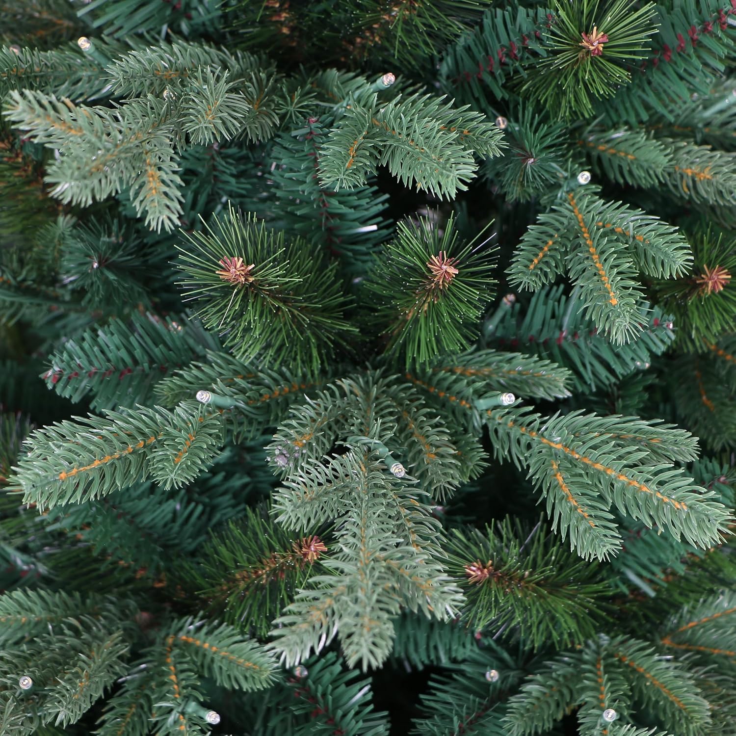 Árbol de Navidad artificial de abeto balsámico europeo sin iluminación de 7 pies; árbol realista 
