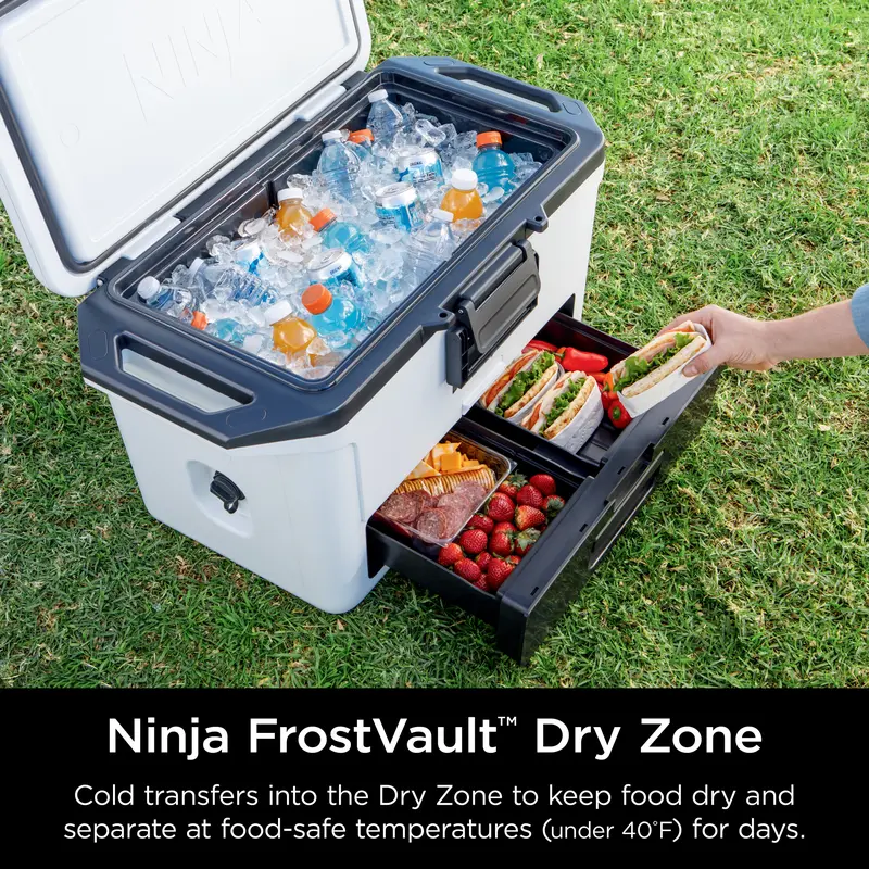 Nevera rígida Ninja FrostVault de 50 cuartos (aprox. 47 L) con zona seca - FB151