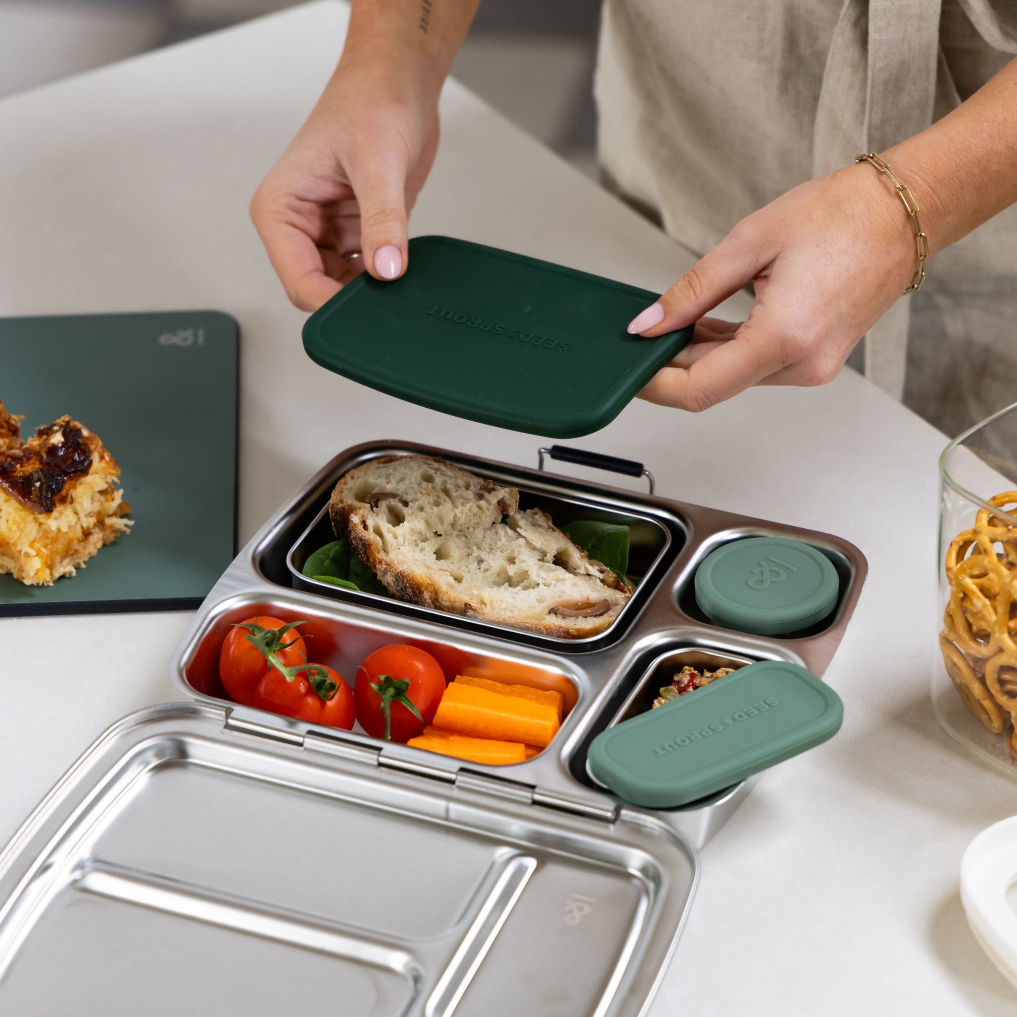 OG Lunch Box | Pots