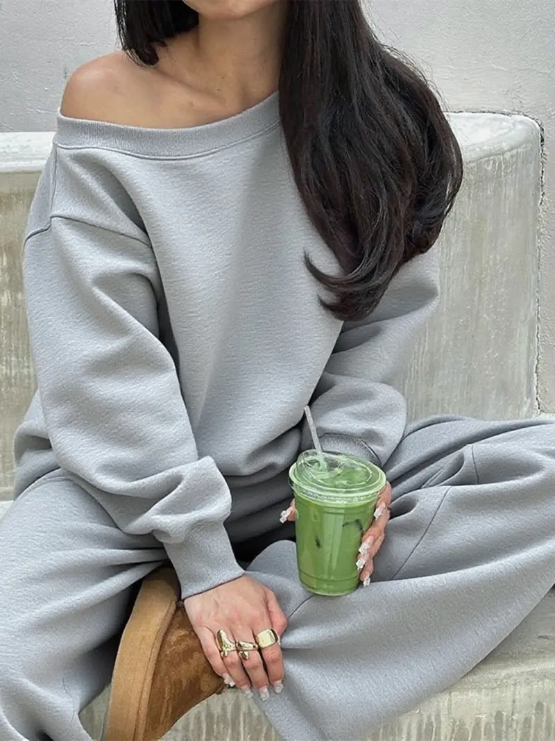 Women's off-shoulder long-sleeve top and trousers two-piece set
