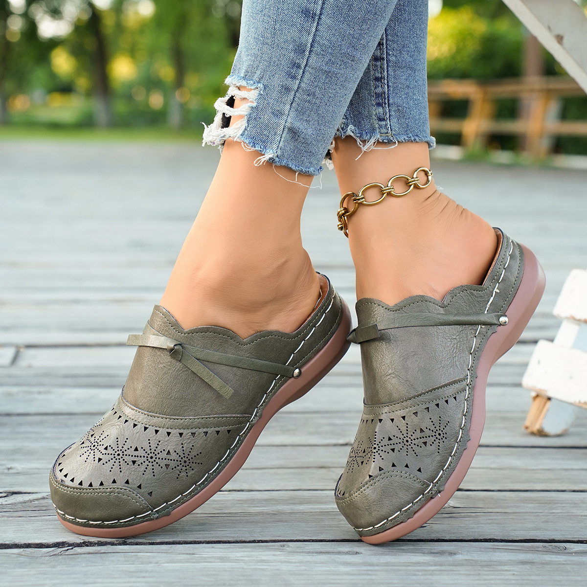 🔥Last Day Promotion 50% OFF - Women's Bowknot Sandals – Comfy Cut-Out Design for Everyday Wear