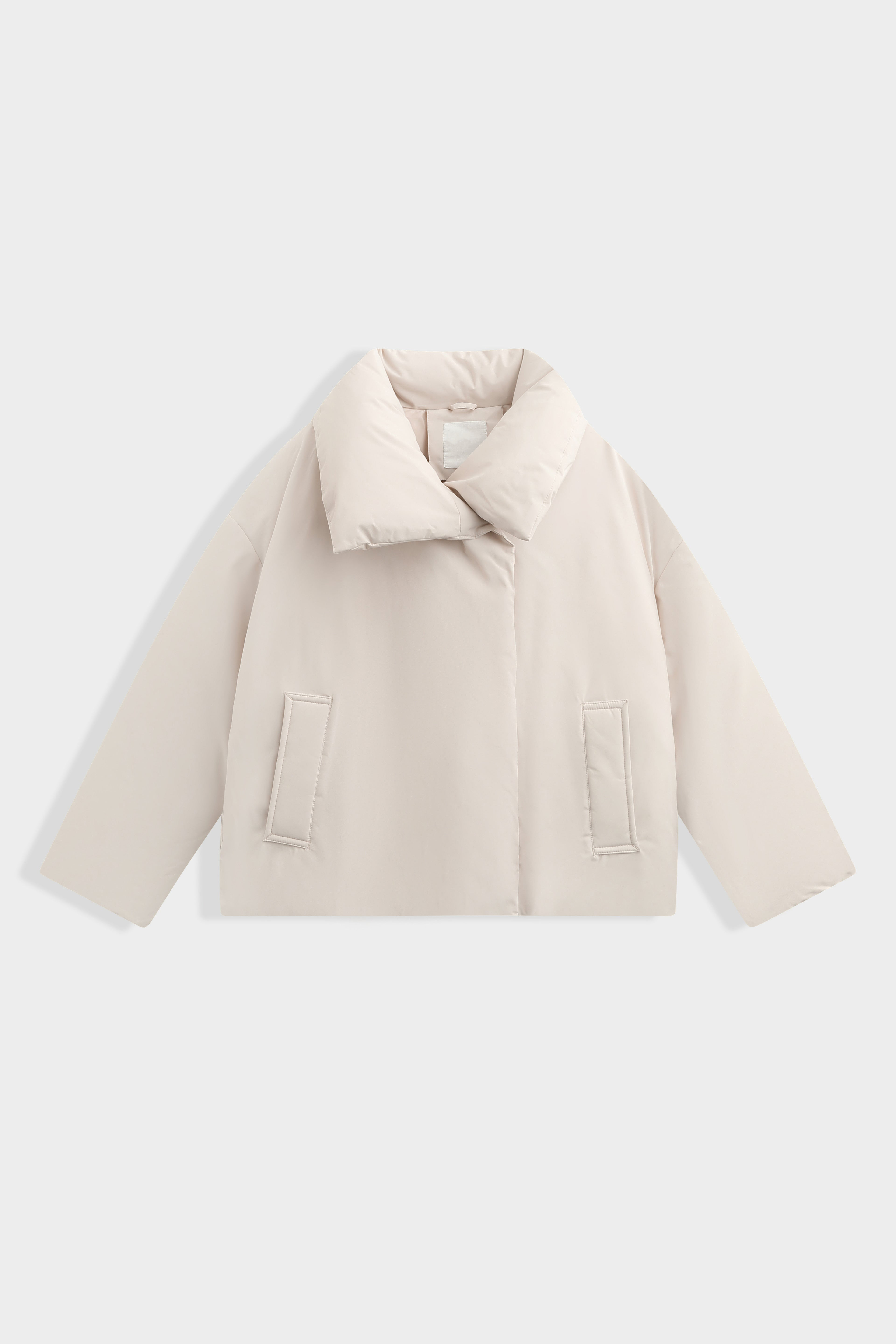 Puffer Choco down coat with a fluffy, voluminous design