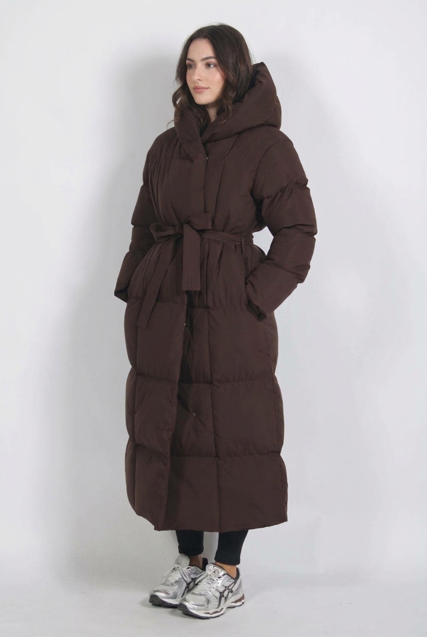 Long down coat with a fluffy, voluminous design