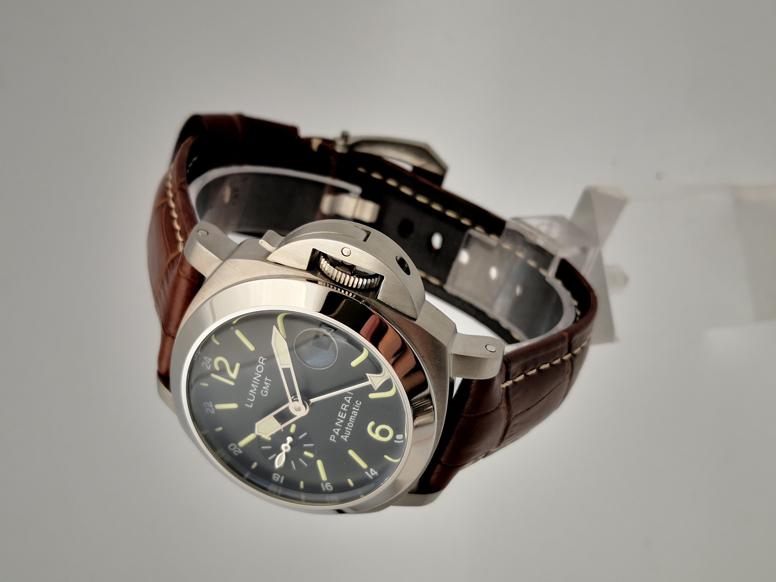Panerai Replica Luminor GMT PAM00244-40 MM - View 2