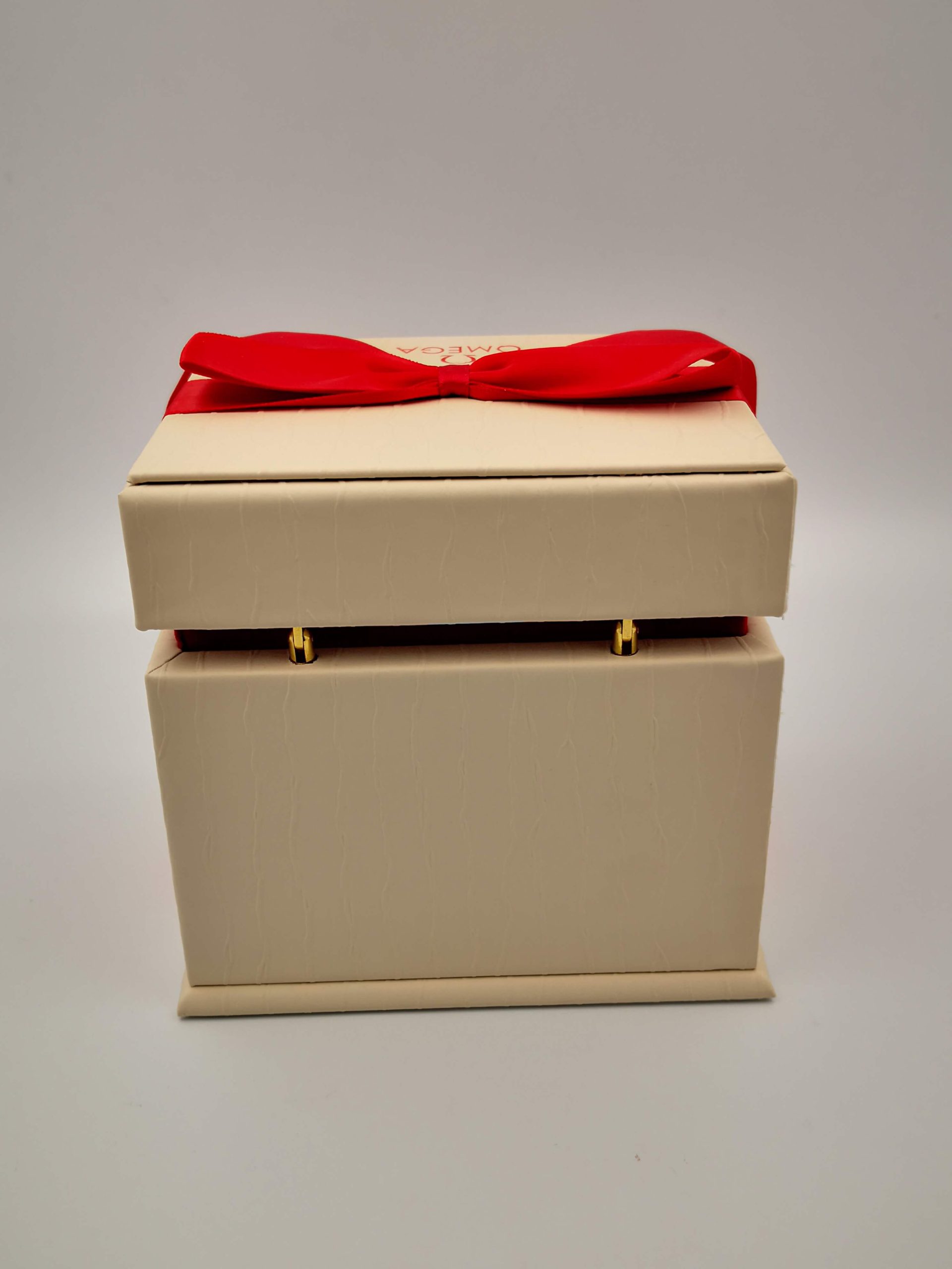 advanced Omega watch box - View 3