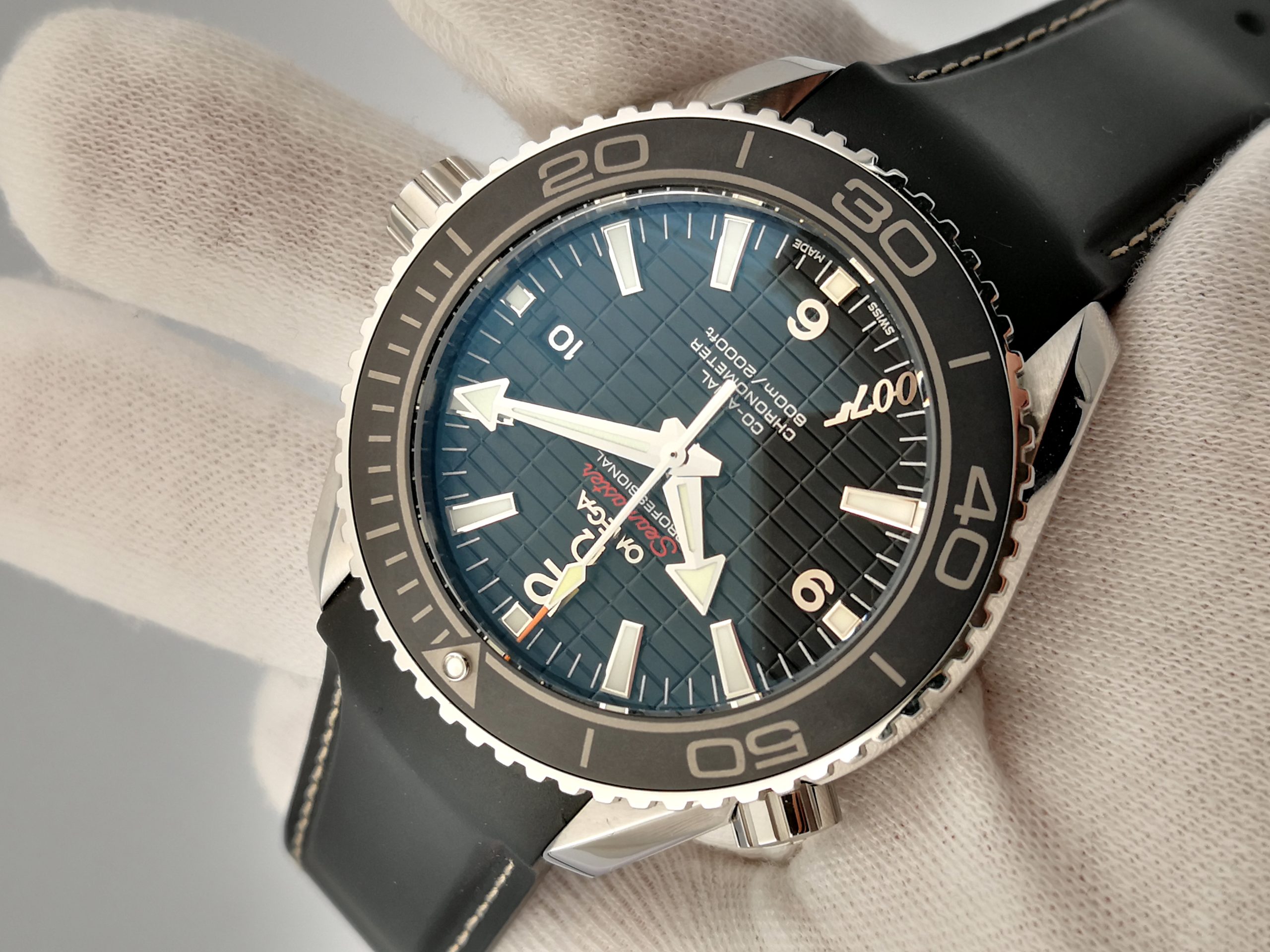 Omega Planet Ocean Professional Ceramic Bezel 45mm OMF 007 Rubber Strap A8501 - View 3