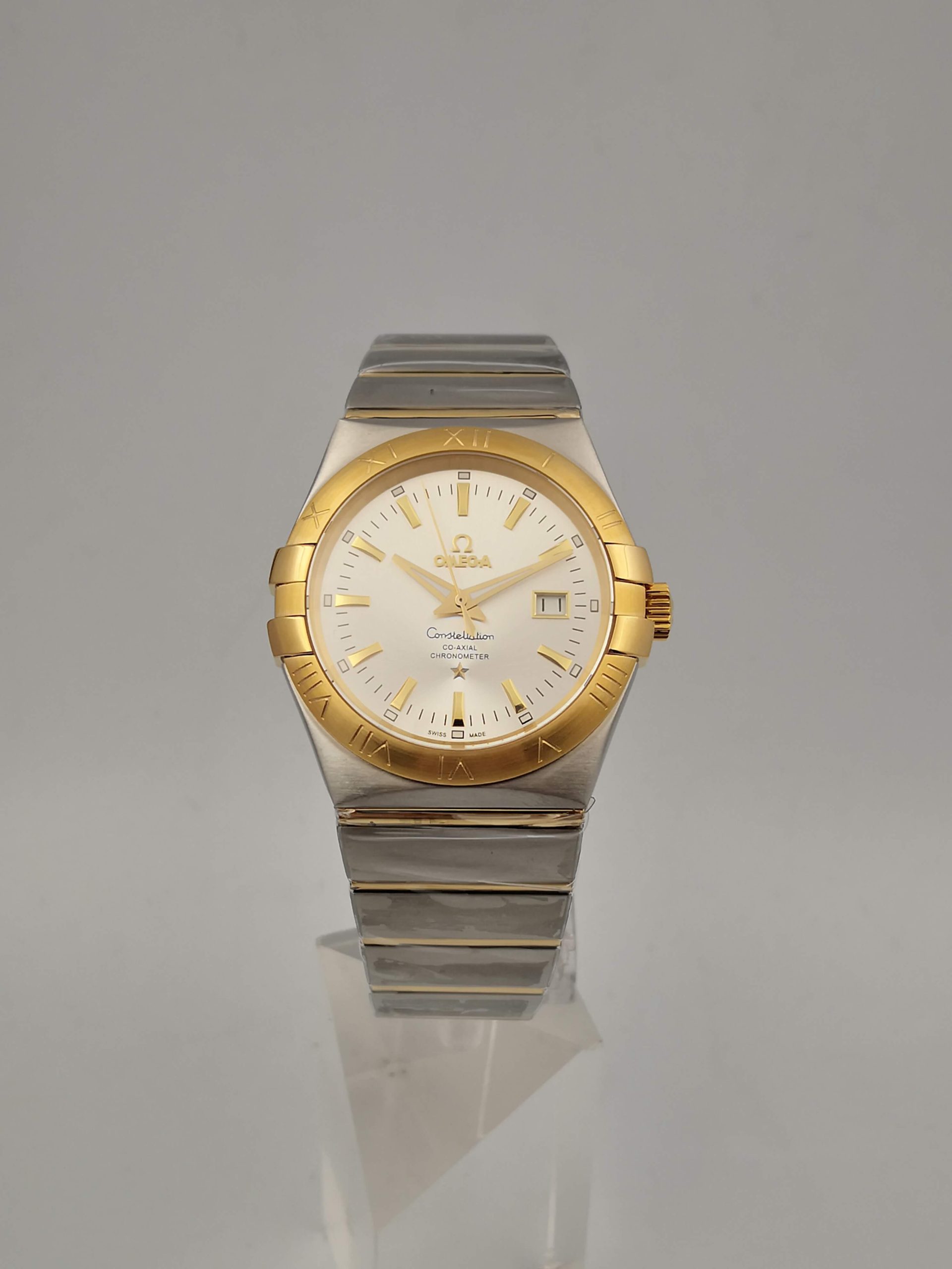 Omega Replica Constellation 123.20.38.21.02.005-38 MM - View 1