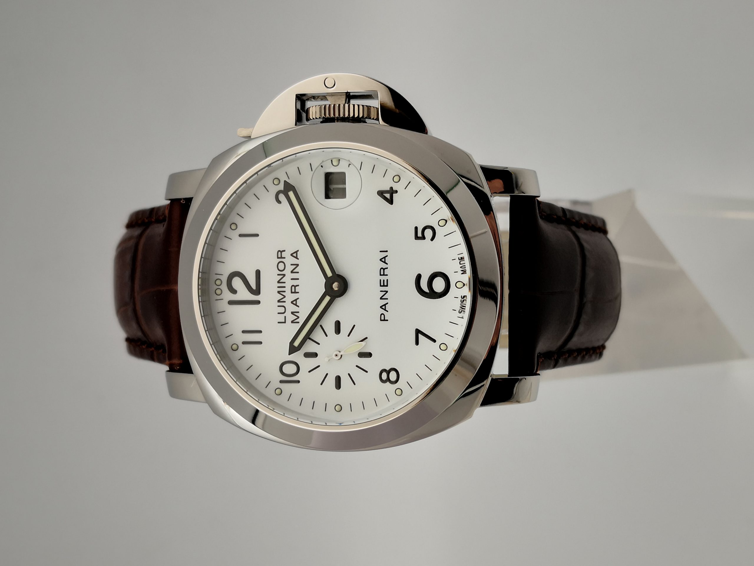 Panerai Replica Luminor Marina PAM00049-40 MM - View 1