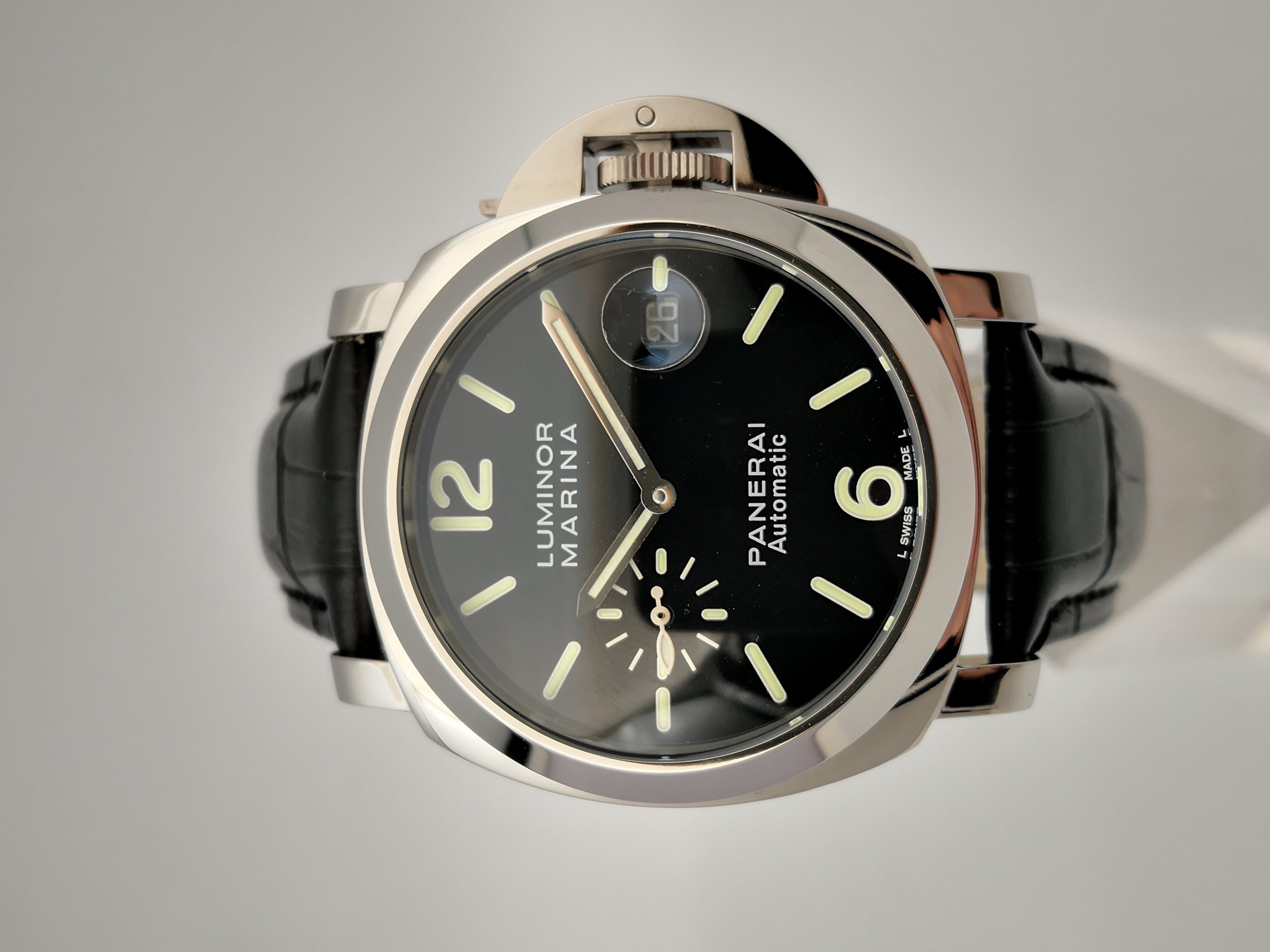 Panerai Replica Luminor Marina PAM00104-44 MM - View 1