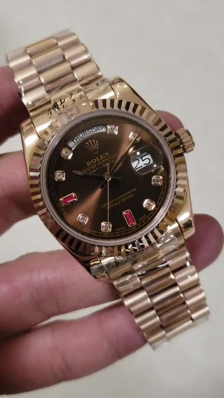 Replica Rolex Pearlmaster 80318-28 MM - View 1