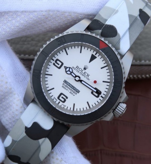 Replica Rolex Submariner Commando Dial White Bezel Ceramic Bracelet / Strap Rubber A2836