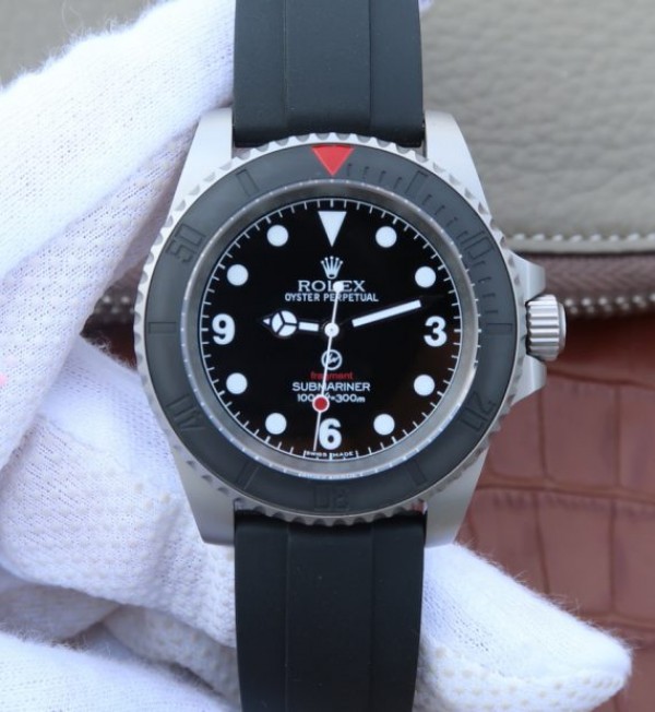 Replica Rolex (unchanged) Submariner Fragment Dial Black Bezel Céramique Bracelet / Strap Caoutchouc A2836 - View 1