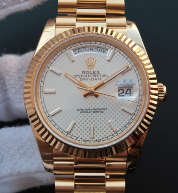 Replica Rolex (unchanged) Day-Date 40 mm 228235 YG Noob Dial White Textured Bracelet / Strap YG A3255 - View 1