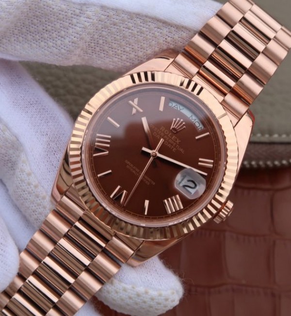 Replica Rolex Day-Date 40 mm 228235 RG Noob Dial Brown Markers romains Bracelet / Strap RG A3255